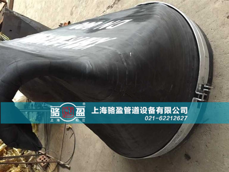 彎嘴法蘭式<a href=http://www.xbkjo.com/ target=_blank class=infotextkey><a href=http://www.xbkjo.com target=_blank class=infotextkey>鴨嘴閥</a></a>結構圖