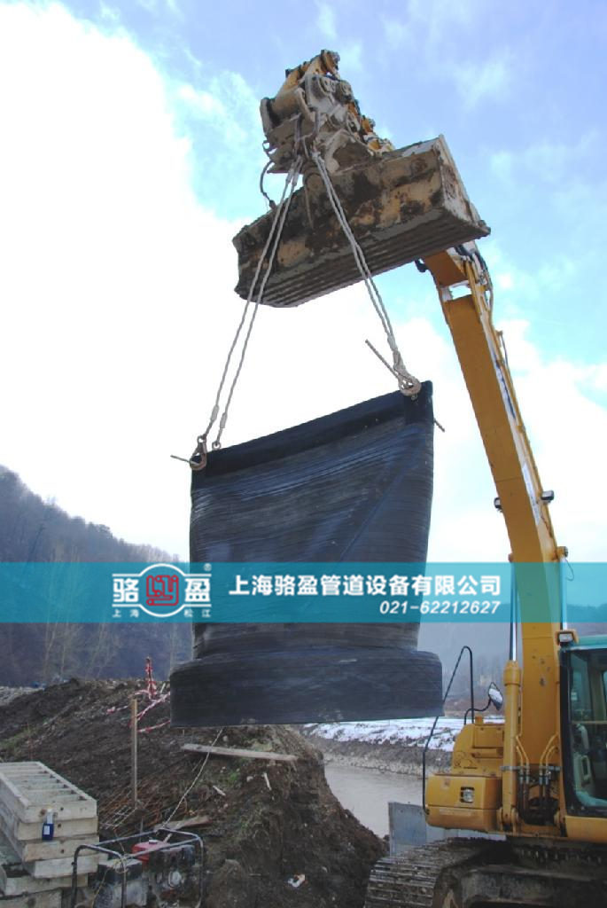 大口徑橡膠法蘭式<a href=http://www.xbkjo.com/ target=_blank class=infotextkey><a href=http://www.xbkjo.com target=_blank class=infotextkey>鴨嘴閥</a></a>安裝圖